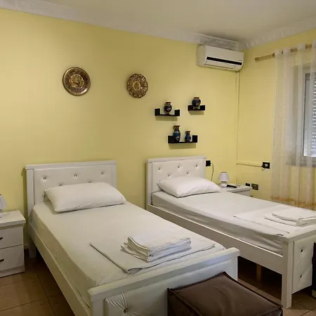 Apartment Fun House Serenity Tirana